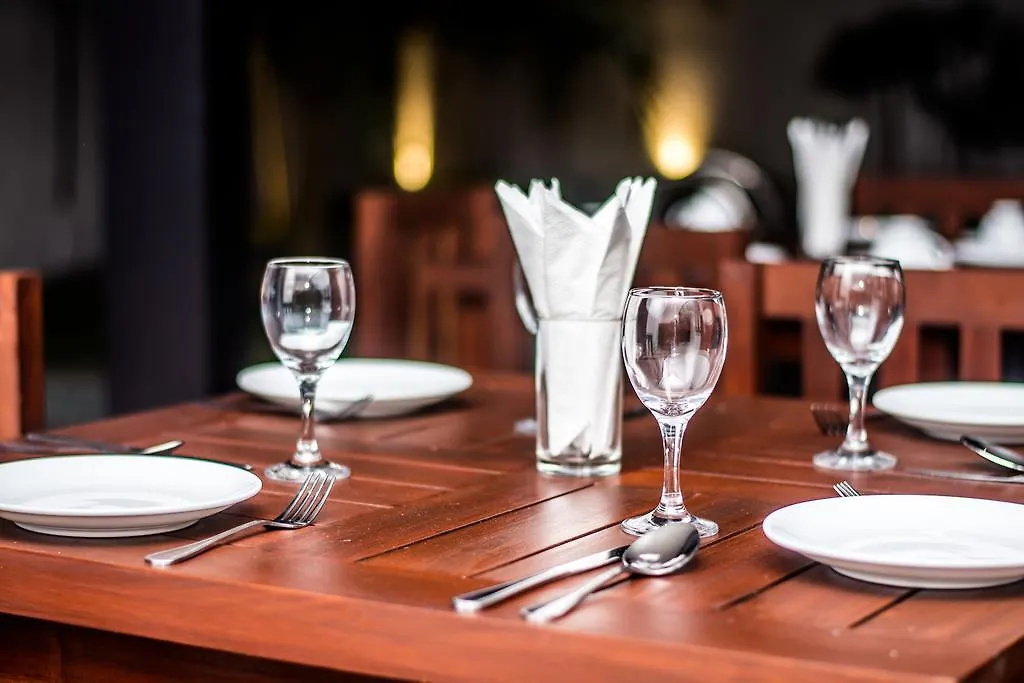 Oda ve Kahvaltı Hotel Romano Negombo